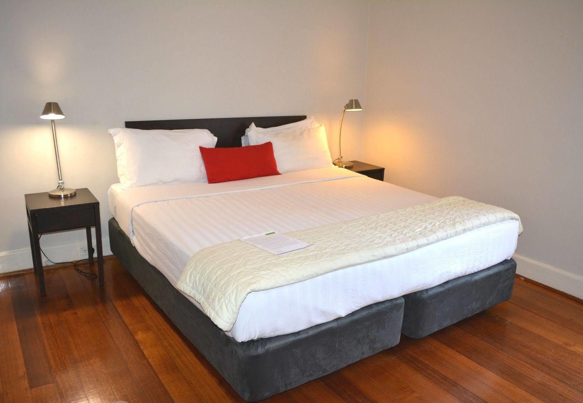 Como Court Budget Accommodation Melbourne Exteriör bild